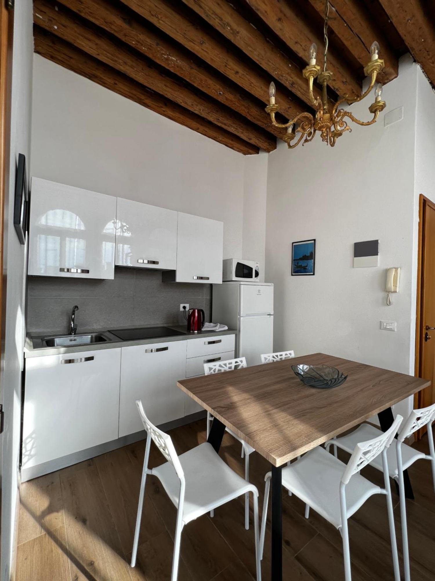 Tintoretto 1 Con Terrazza Sopra Il Tetto, 3 Bagni, 3 Grandi Da Letto, Super Nuovo Appartement Venise